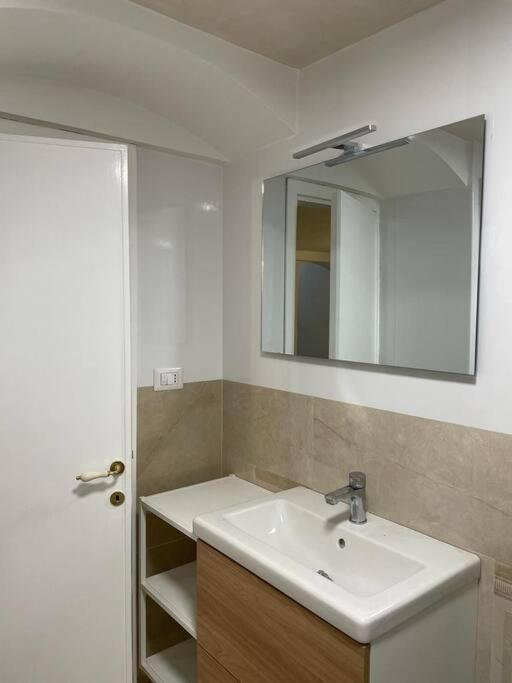 Bellaflo: Small Apartment In The Center Of フィレンツェ エクステリア 写真